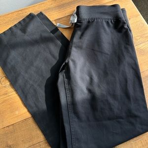 FIGS Women’s Black Livingston - Basic Scrub Pants - Small